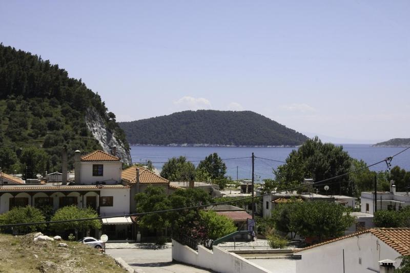 Aris Junior Studios Neo Klima Skopelos Extérieur photo