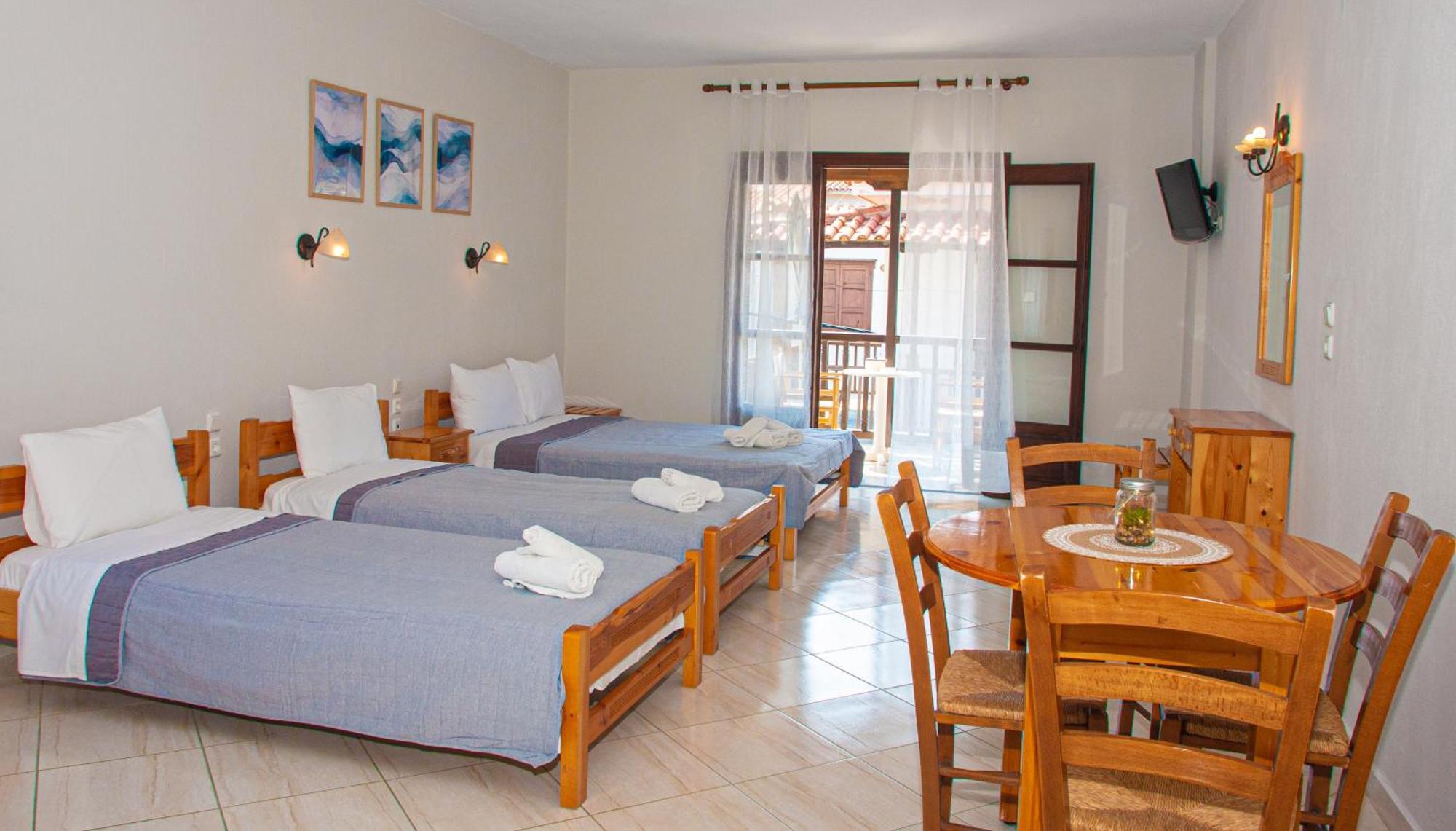 Aris Junior Studios Neo Klima Skopelos Extérieur photo