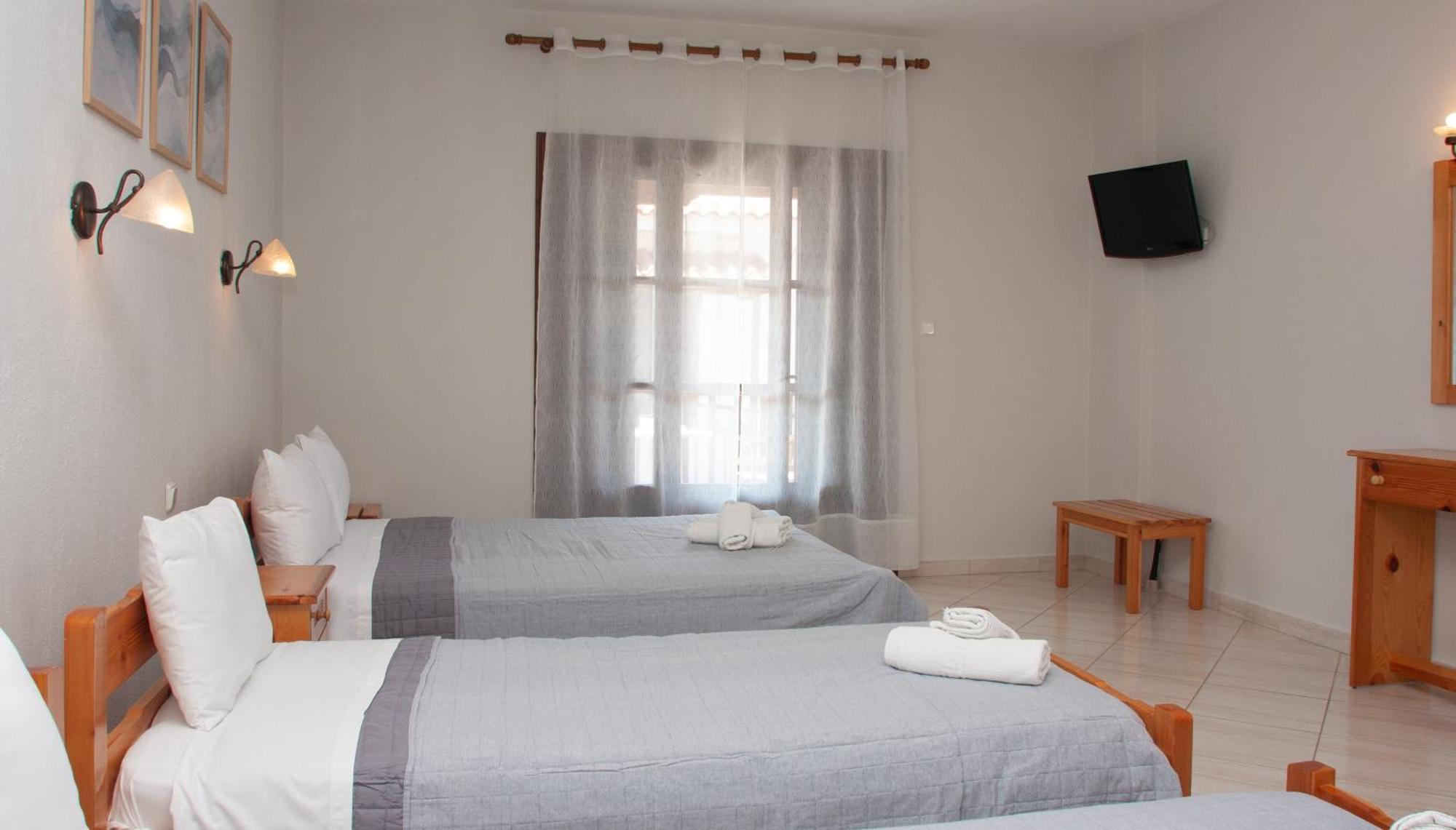 Aris Junior Studios Neo Klima Skopelos Extérieur photo